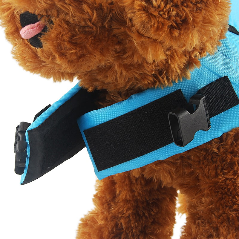 Chaleco salvavidas para perros – Seguridad en el agua con diseño tiburón para razas XS a XL